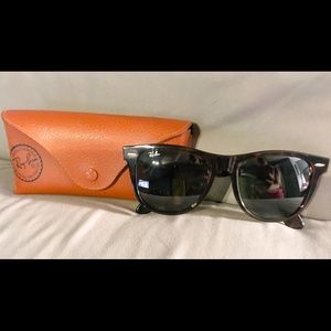 Ray-Bans: Tortoise Shell (larger size)
